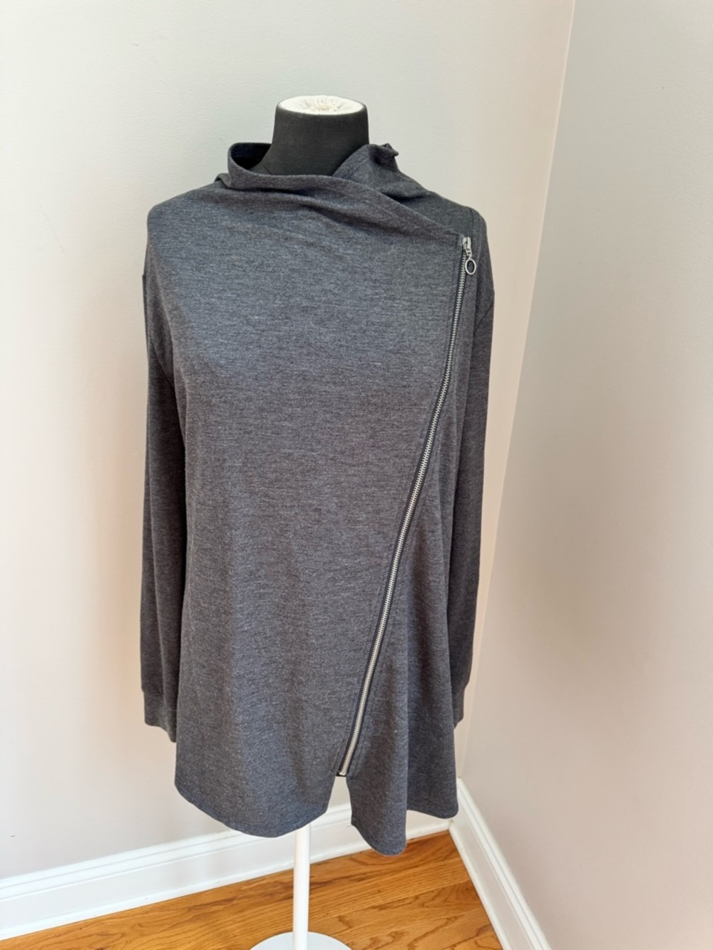 Motherhood Charcoal Maternity Top, full zip size m